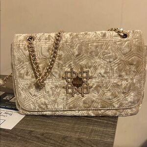 Elegant Cream Quilted Chain Bag